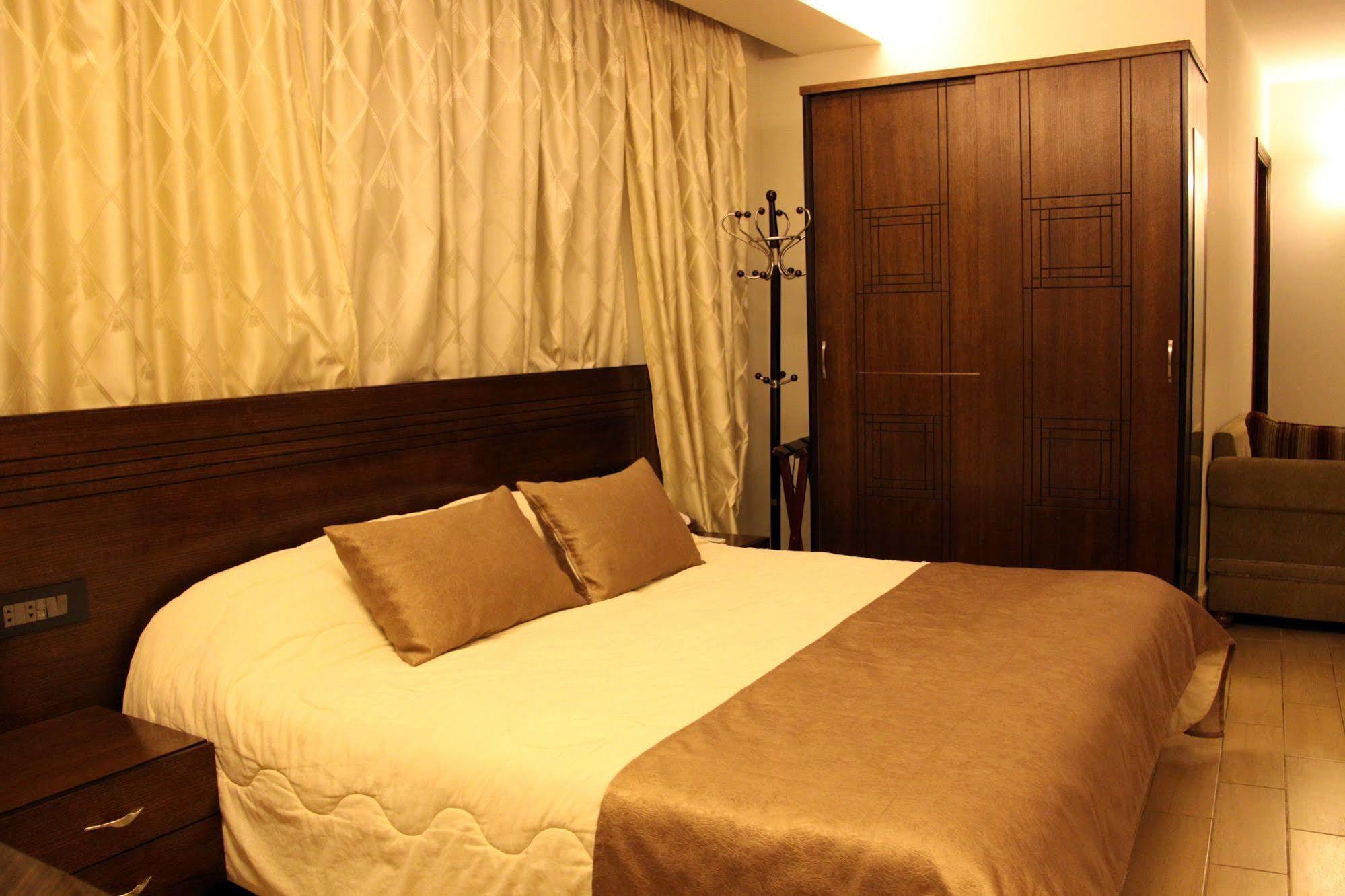 Lamedina Hotel & Resort Jounieh Εξωτερικό φωτογραφία