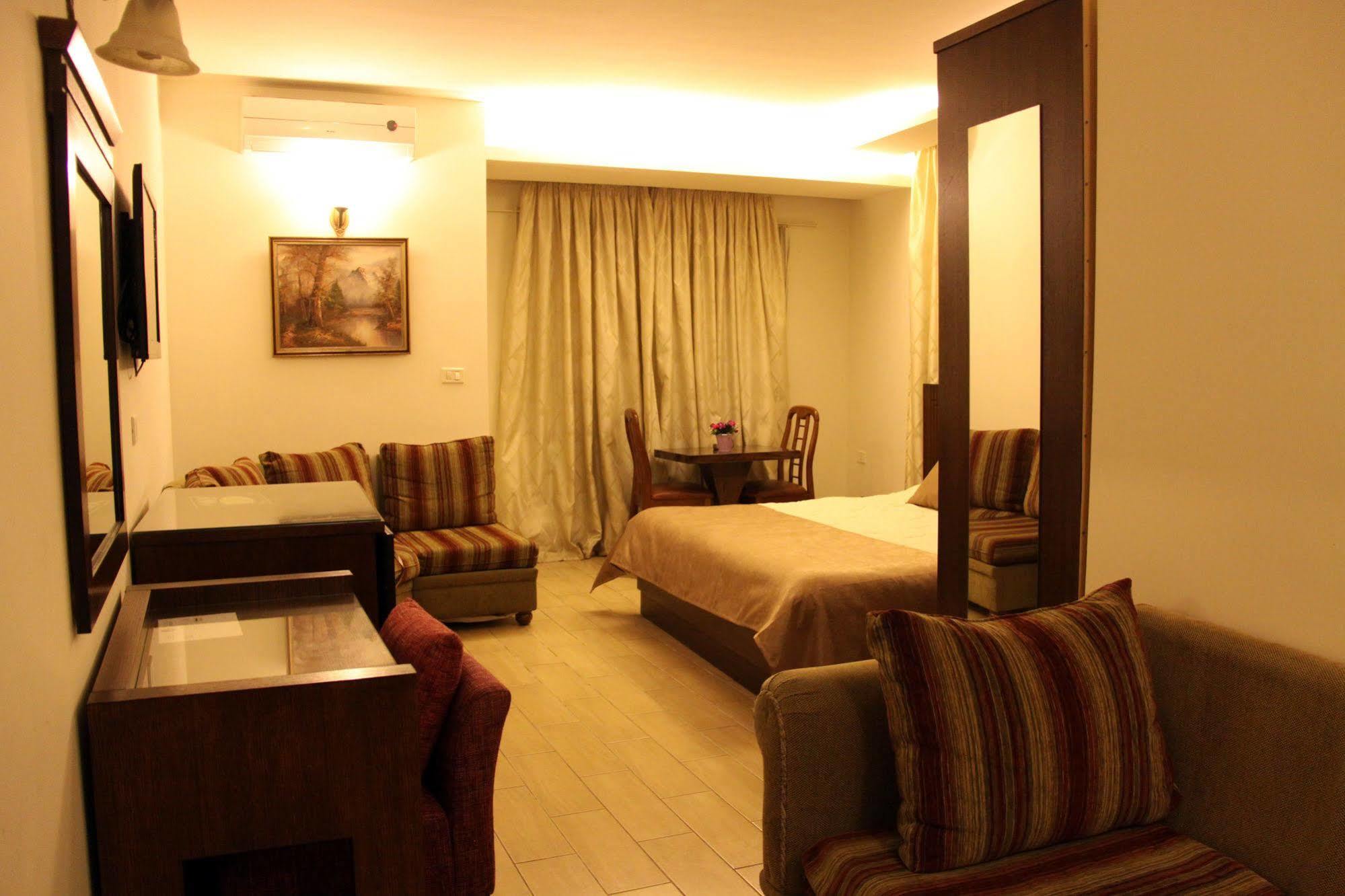 Lamedina Hotel & Resort Jounieh Εξωτερικό φωτογραφία