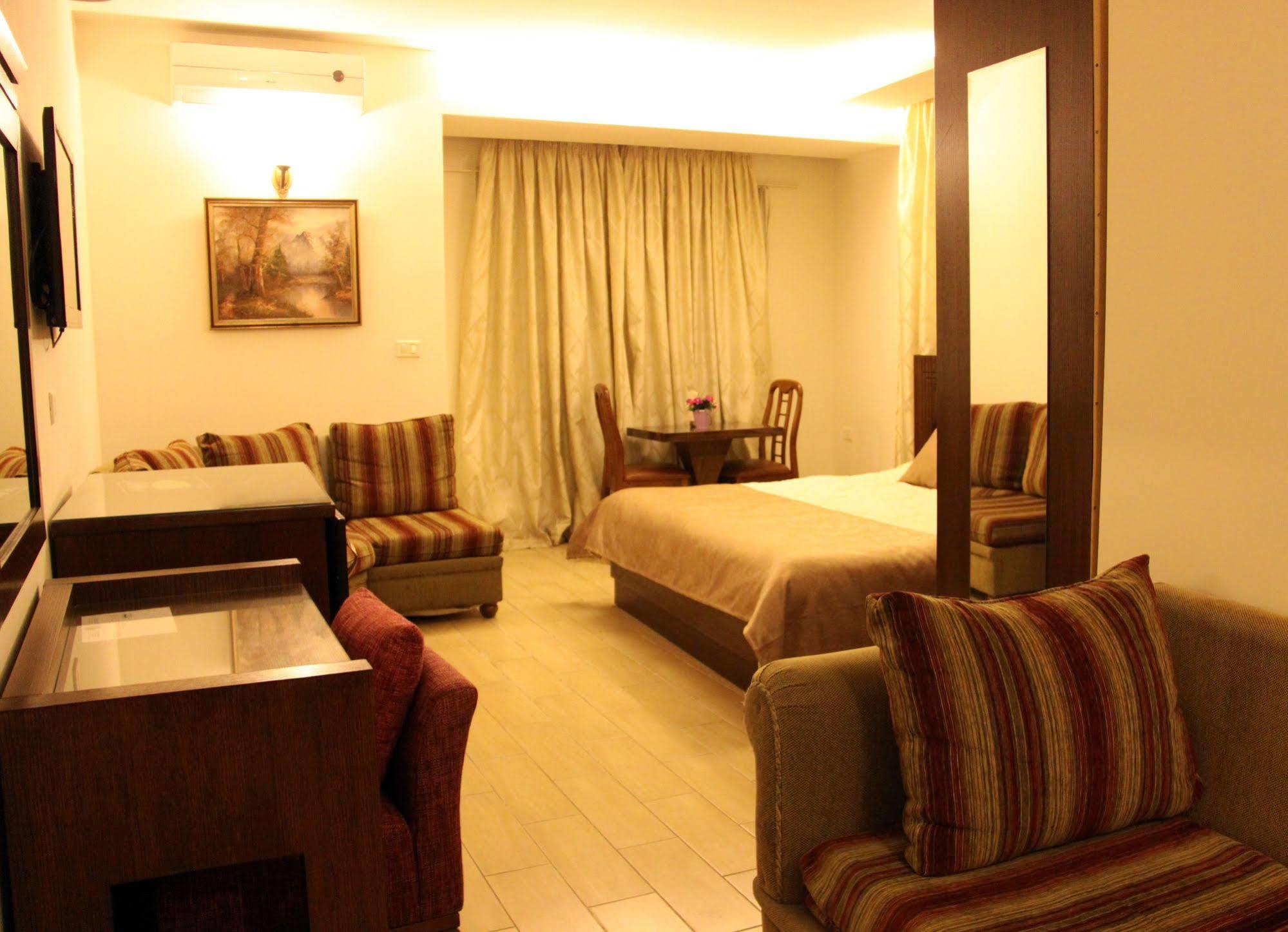 Lamedina Hotel & Resort Jounieh Εξωτερικό φωτογραφία